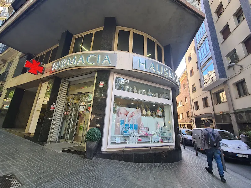 Farmàcia Hausmann Fargas - Farmacia en Barcelona - foto 2