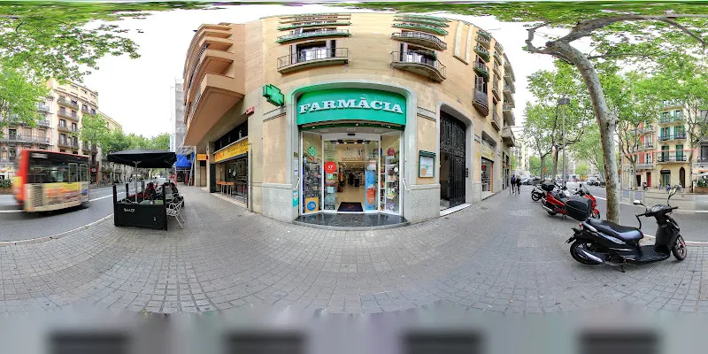 Farmàcia F.González Sola - Farmacia en Barcelona - foto 2