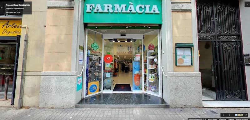 Farmàcia F.González Sola - Farmacia en Barcelona - foto 3
