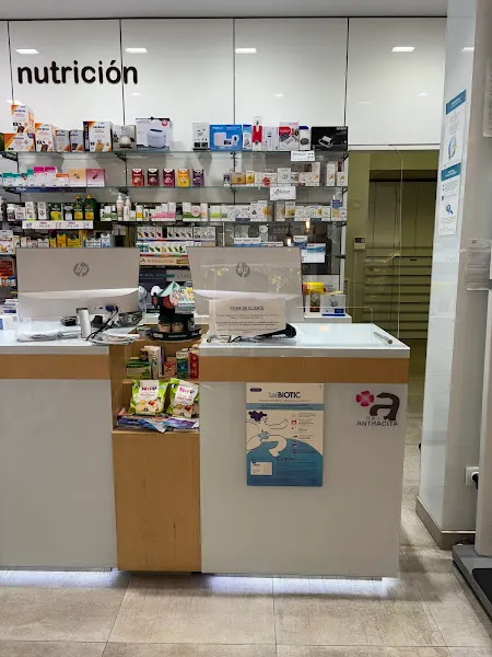 Farmacia Antracita CB.