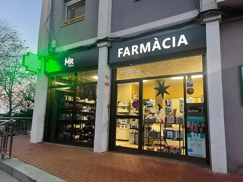 Farmacia Montserrat Fernández Ropero - Farmacia en Barcelona - foto 2