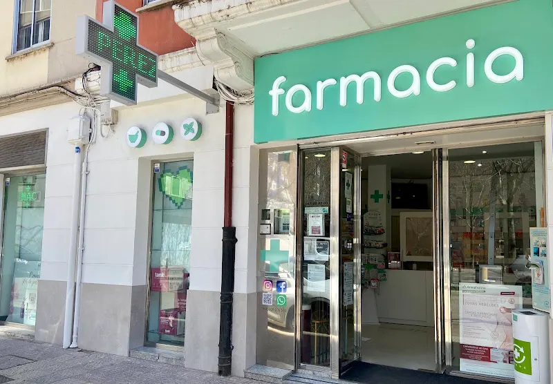 FARMACIA MERCEDES PÉREZ PUENTE