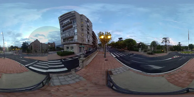Farmacia Los Remedios (Ldo. Alejandro Sánchez Rivero) - Plasencia
